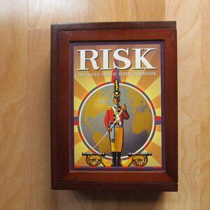 Risk Game Wooden Bookshelf Box Edition    Global Domination